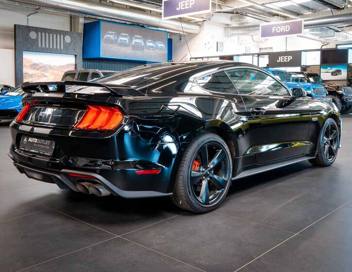 Ford Mustang 7