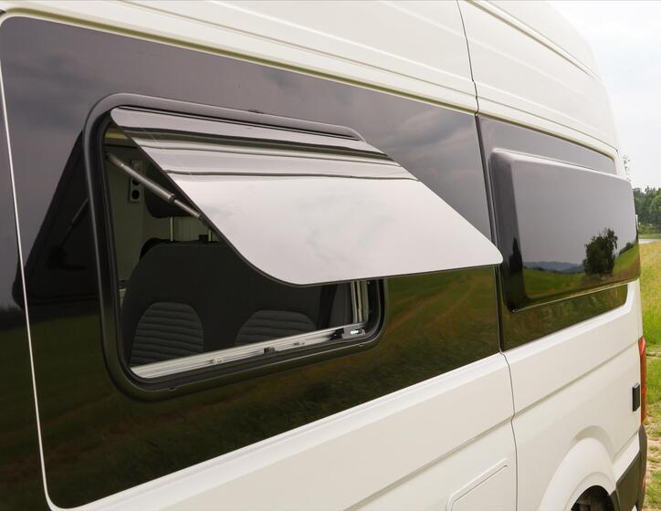 Volkswagen Grand California 33