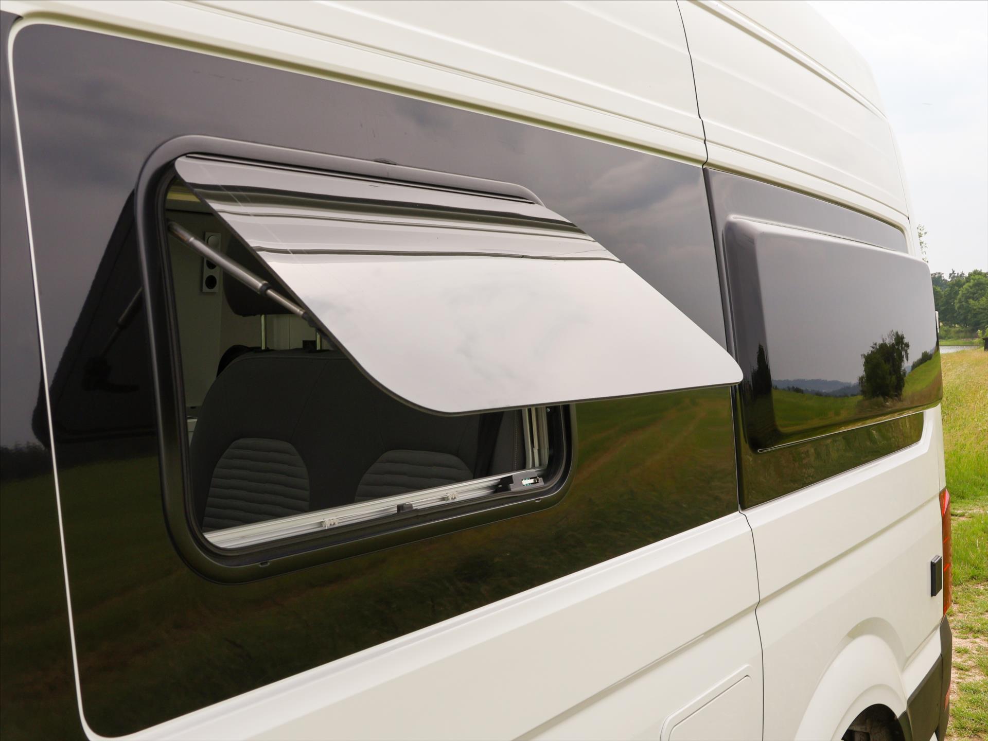 Volkswagen Grand California