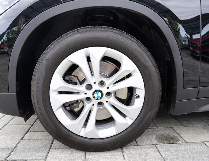 BMW X1 16
