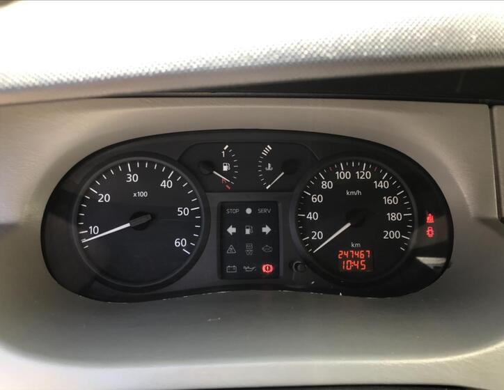 Renault Trafic 11