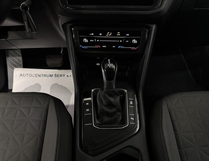 Volkswagen Tiguan 26