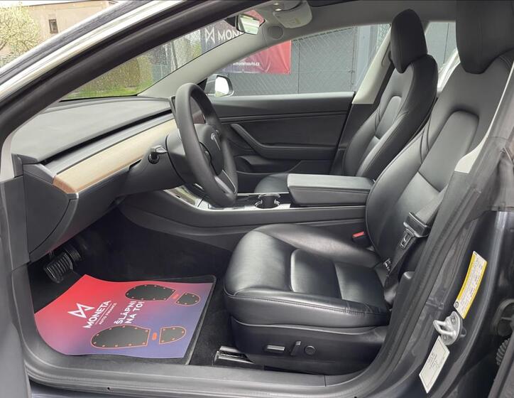 Tesla Model 3 13