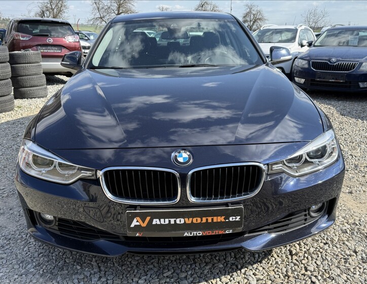 BMW Řada 3 2