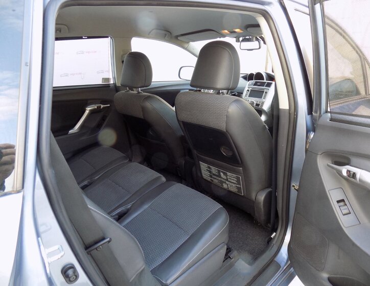 Toyota Verso 19