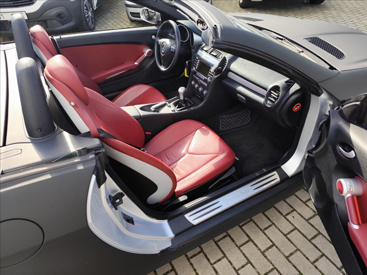 Mercedes-Benz SLK