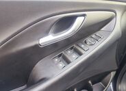 Hyundai i30 31