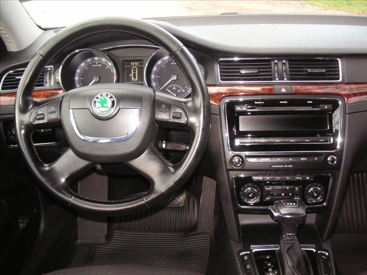 Škoda Superb