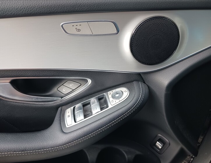 Mercedes-Benz GLC 14