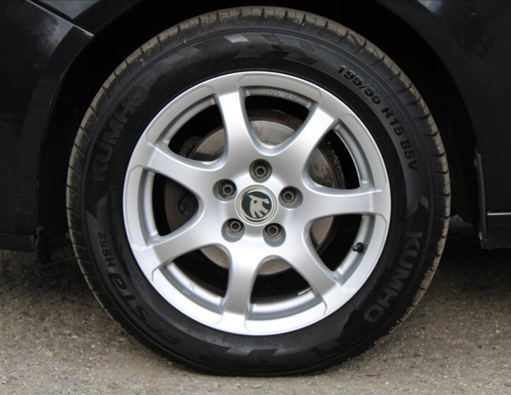 Škoda Roomster 18