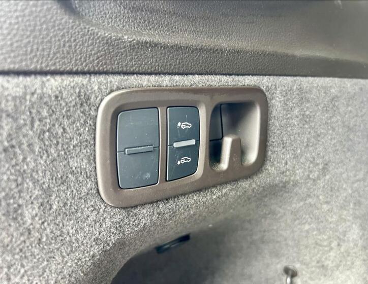 Audi Q7 9
