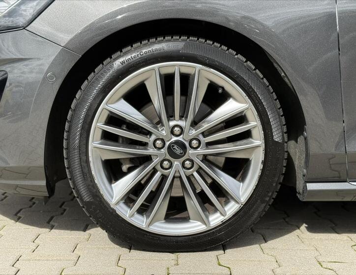 Ford Focus 10