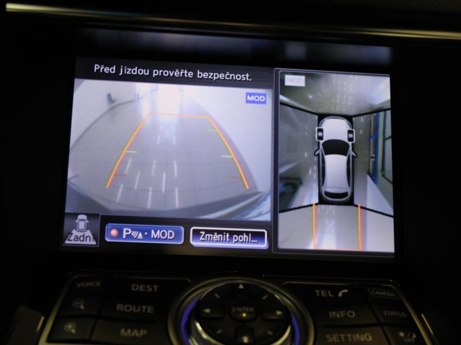 Infiniti FX30 10