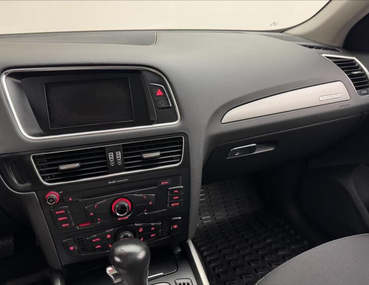 Audi Q5 12