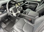 Land Rover Defender 12