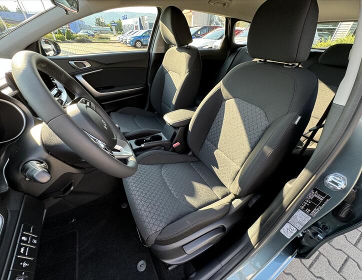 KIA Ceed 14
