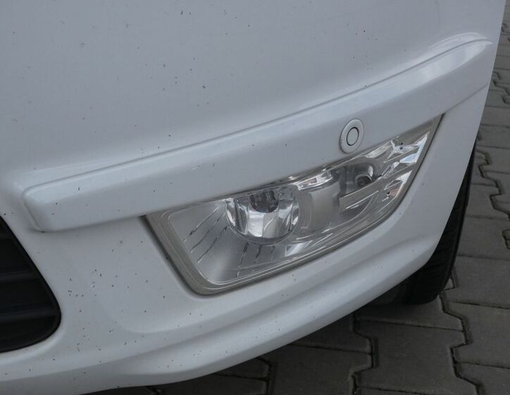 Ford Galaxy 19