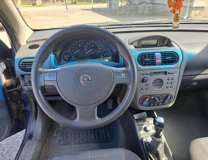 Opel Corsa 23