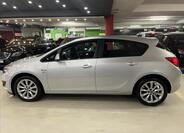 Opel Astra 6