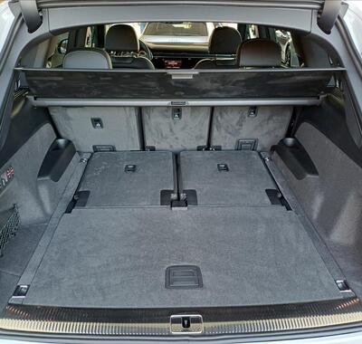 Audi Q7 11