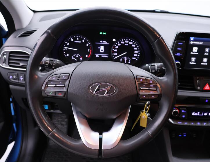 Hyundai i30 18