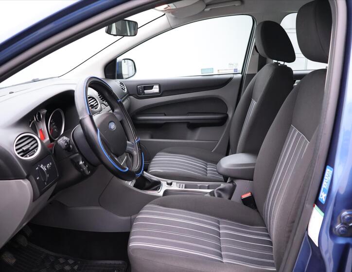 Ford Focus 11