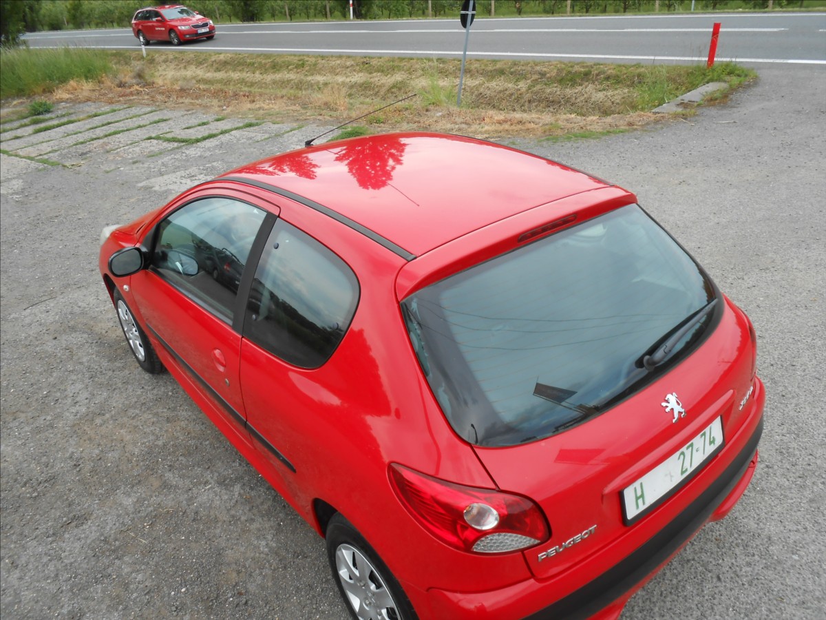 Peugeot 206