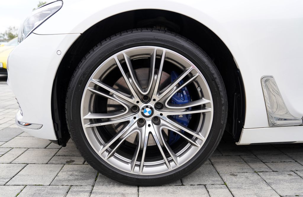 BMW Řada 7