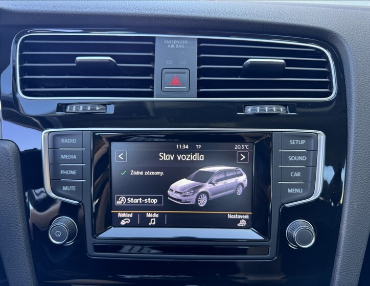 Volkswagen Golf 33