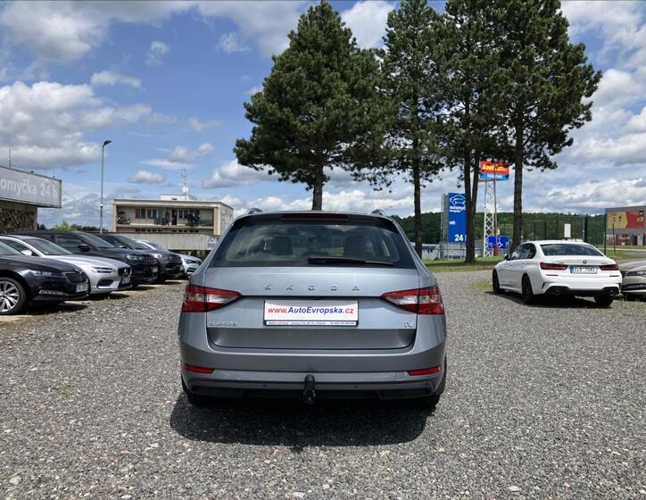 Škoda Superb 5
