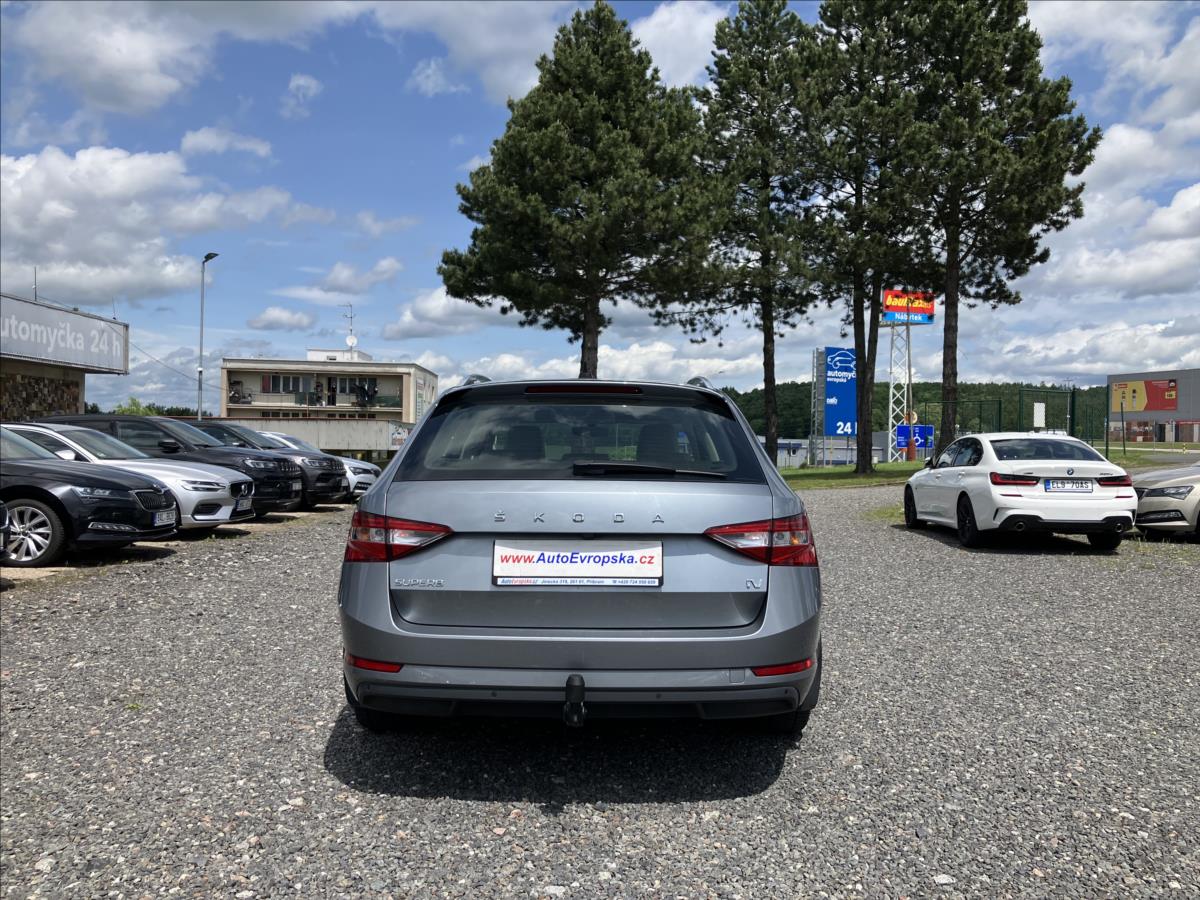 Škoda Superb