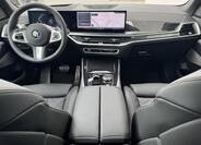 BMW X5 8