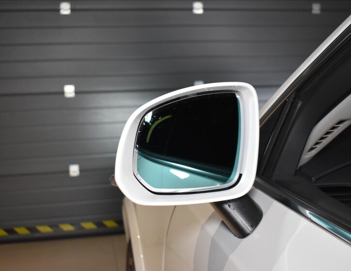 Volvo XC90 25