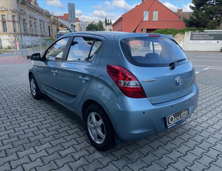Hyundai i20 4
