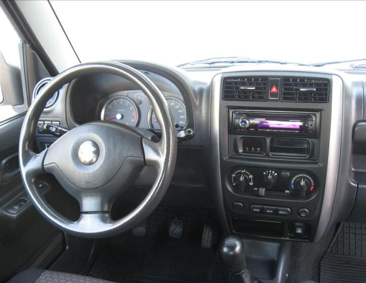 Suzuki Jimny 22