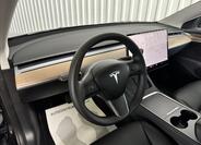 Tesla Model 3 16