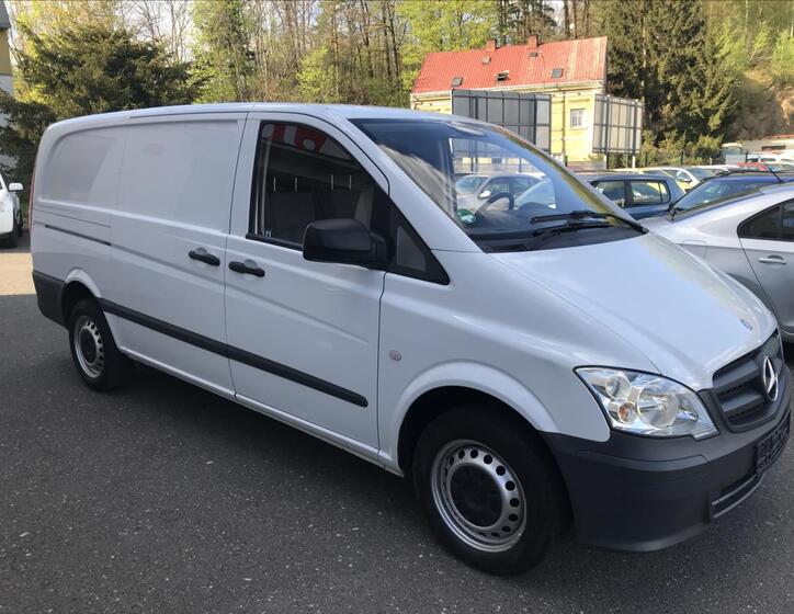 Mercedes-Benz Vito 4
