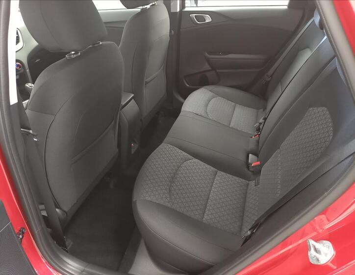 KIA Ceed 8