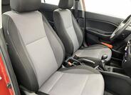 Hyundai i20 8