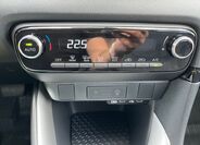Toyota Yaris 21