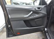 Ford S-MAX 9