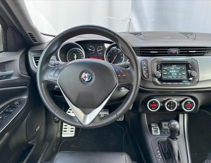 Alfa Romeo Giulietta 22