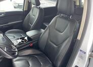 Ford S-MAX 11