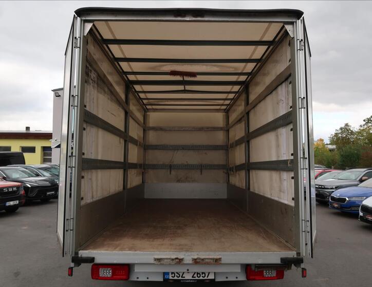 Mercedes-Benz Sprinter 19