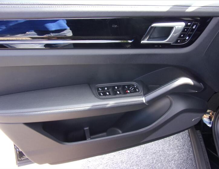 Porsche Cayenne 15