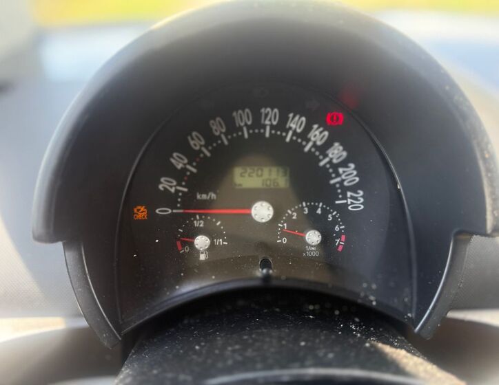 Volkswagen New Beetle 12