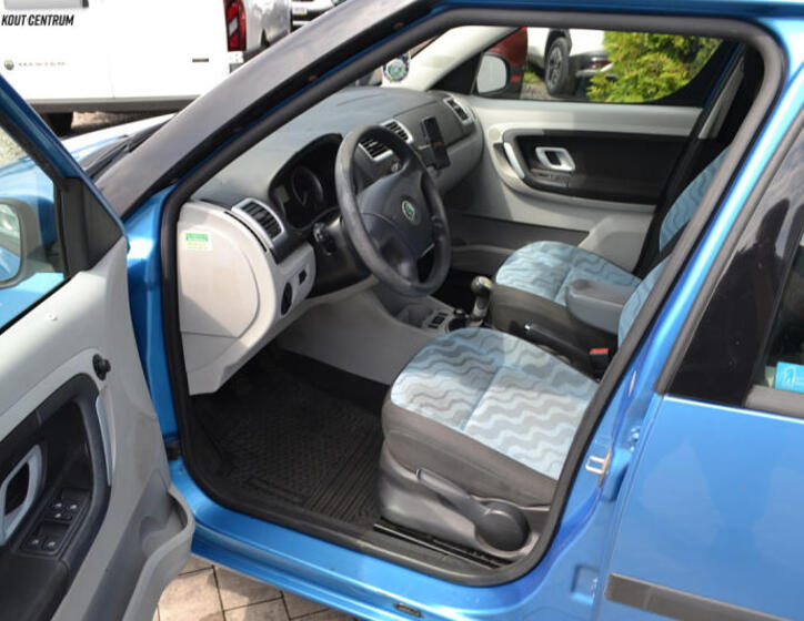 Škoda Roomster 22