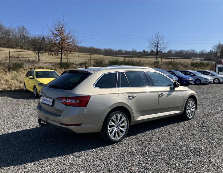 Škoda Superb 7