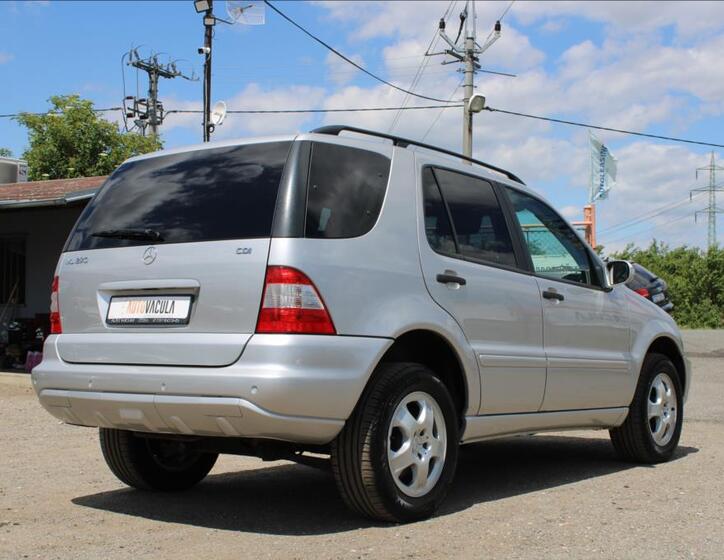 Mercedes-Benz Třídy M 5