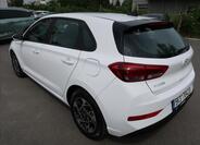 Hyundai i30 4